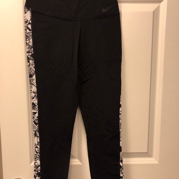 Nike Leggings - Picture 1 of 2